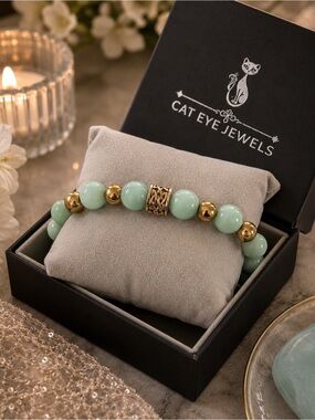 Jade Beaded Stretch Bracelet | Celtic Knot Gold Accent Unisex Gift Box